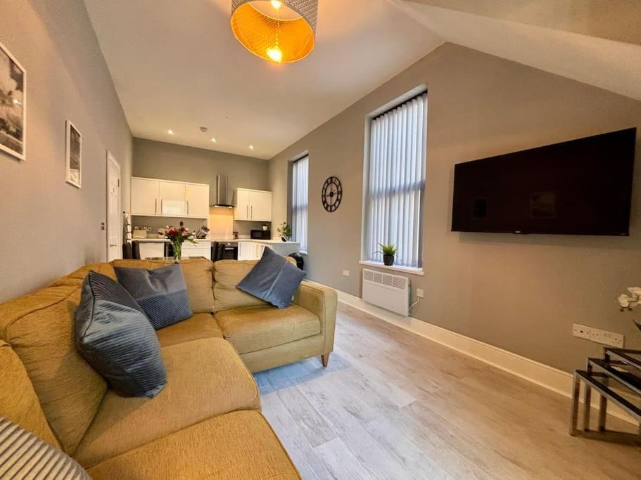Teds Apartments-Town Centre-Apt1 Блекпул Екстериор снимка