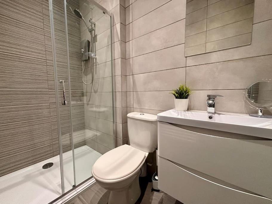 Teds Apartments-Town Centre-Apt1 Блекпул Екстериор снимка